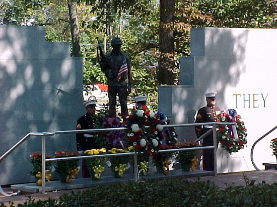 Marines with wreaths at the Beirut Memorial
