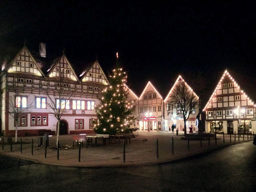 Weihnachtlicher Marktplatz